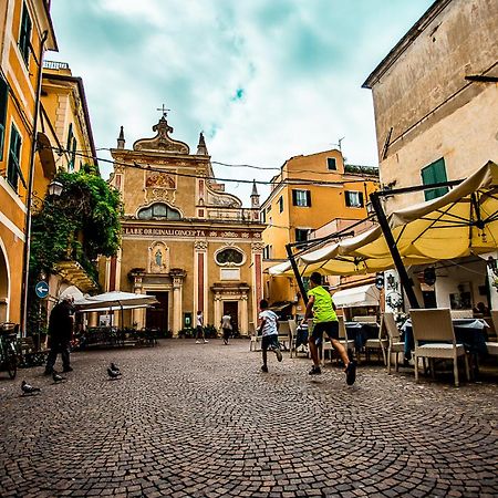 Hotel Continental Pietra Ligure Eksteriør bilde