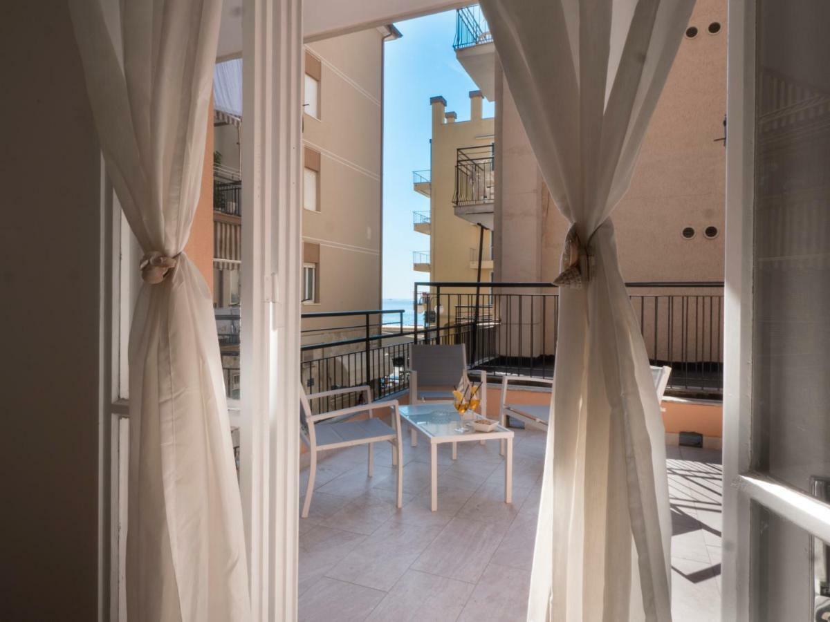 Hotel Continental Pietra Ligure Eksteriør bilde
